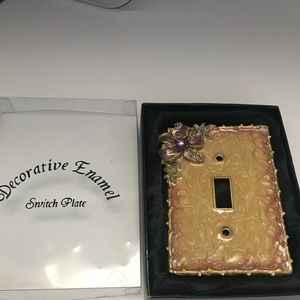 Switch plate